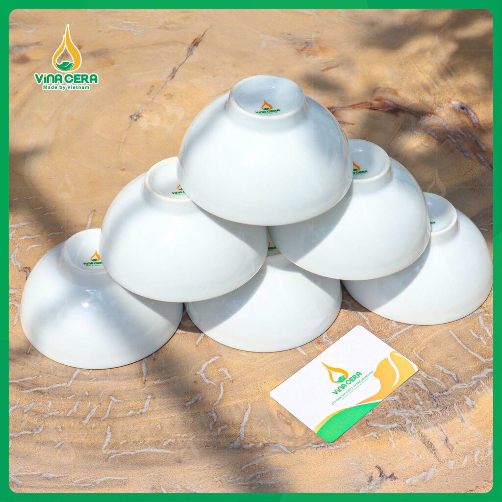 Chén Đĩa Sứ Trắng Có Phải Lựa Chọn Tốt Nhất cho nhà hàng khách sạn? Chén đĩa sứ trắng dùng cho nhà hàng khách sạn cao cấp