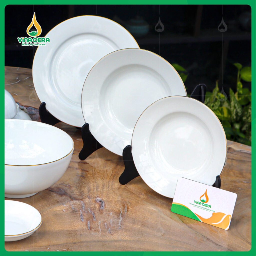 Chén Đĩa Sứ Trắng Có Phải Lựa Chọn Tốt Nhất cho nhà hàng khách sạn? Chén đĩa sứ trắng dùng cho nhà hàng khách sạn cao cấp